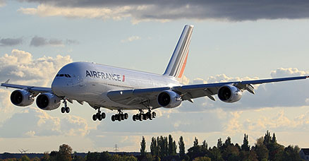 a380-landing.jpg